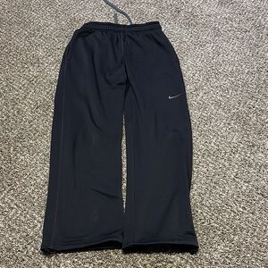 Nike Men’s Black Thermal Athletic Pants